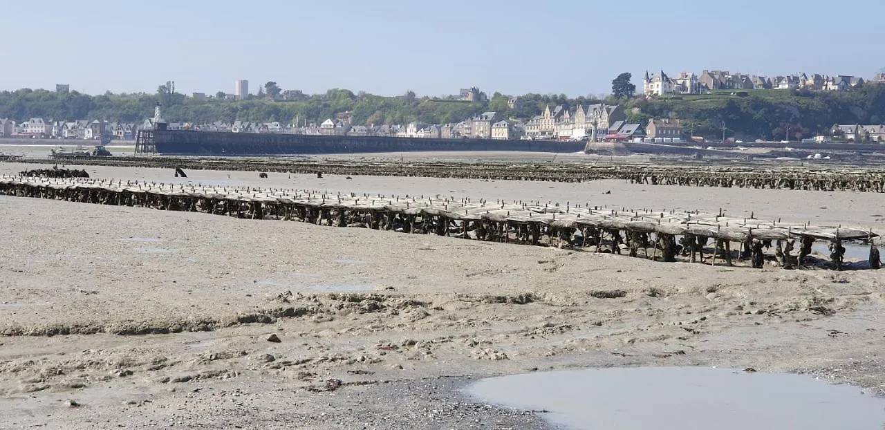 Port De La Houle - Beau 2 Pieces Classe 3 Etoiles Avec Stationnement Cancale